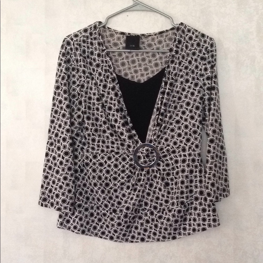 Geometric shaped white and black top